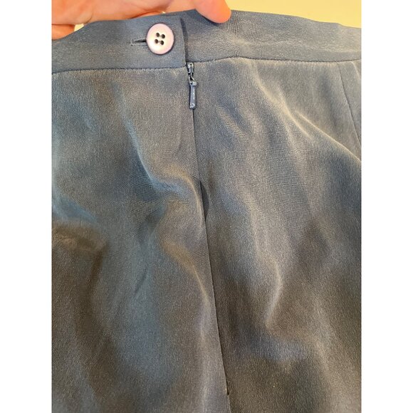 Chaus Womens Blue Silk Mini Skirt Size 12 With Pleated Front & Button Detail - Picture 4 of 6